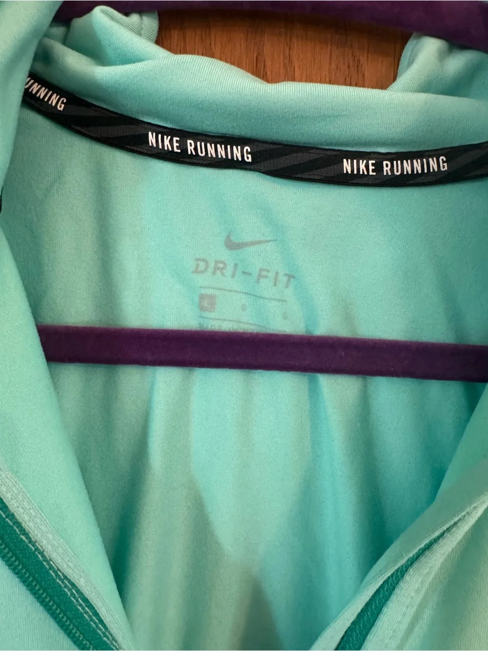 Nike women’s basketball Light Teal Dri-FIT Quarter-Zip Pullover
